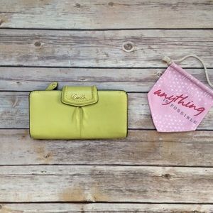 Coach yellow green wallet flawed!